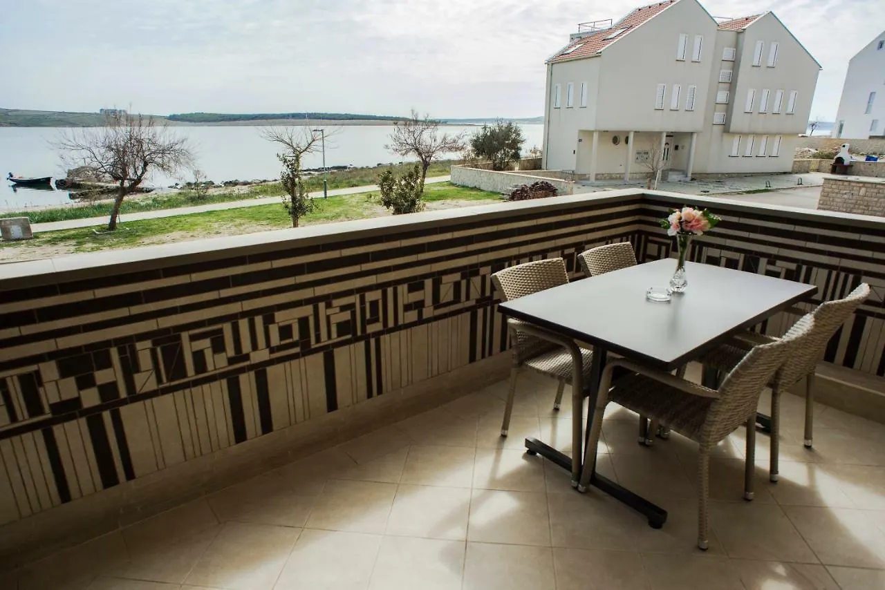 Apartments Svijet Mora 2 Povljana