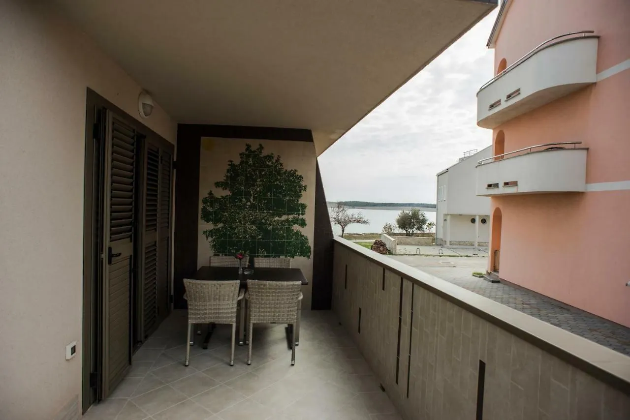 Apartments Svijet Mora 2  Povljana