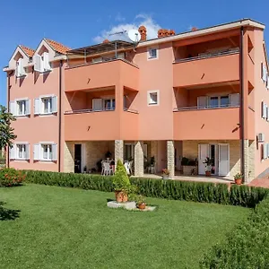 Apartman Family Friendly With A Swimming Pool Nevidjane, Pasman - 18054, Nevidane